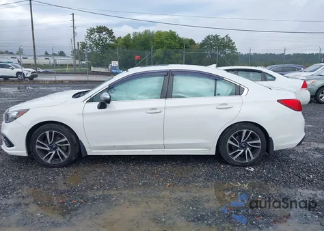 2018 Subaru Legacy 2.5I Sport z USA, uszkodzony, nr VIN 4S3BNAR6XJ3024751